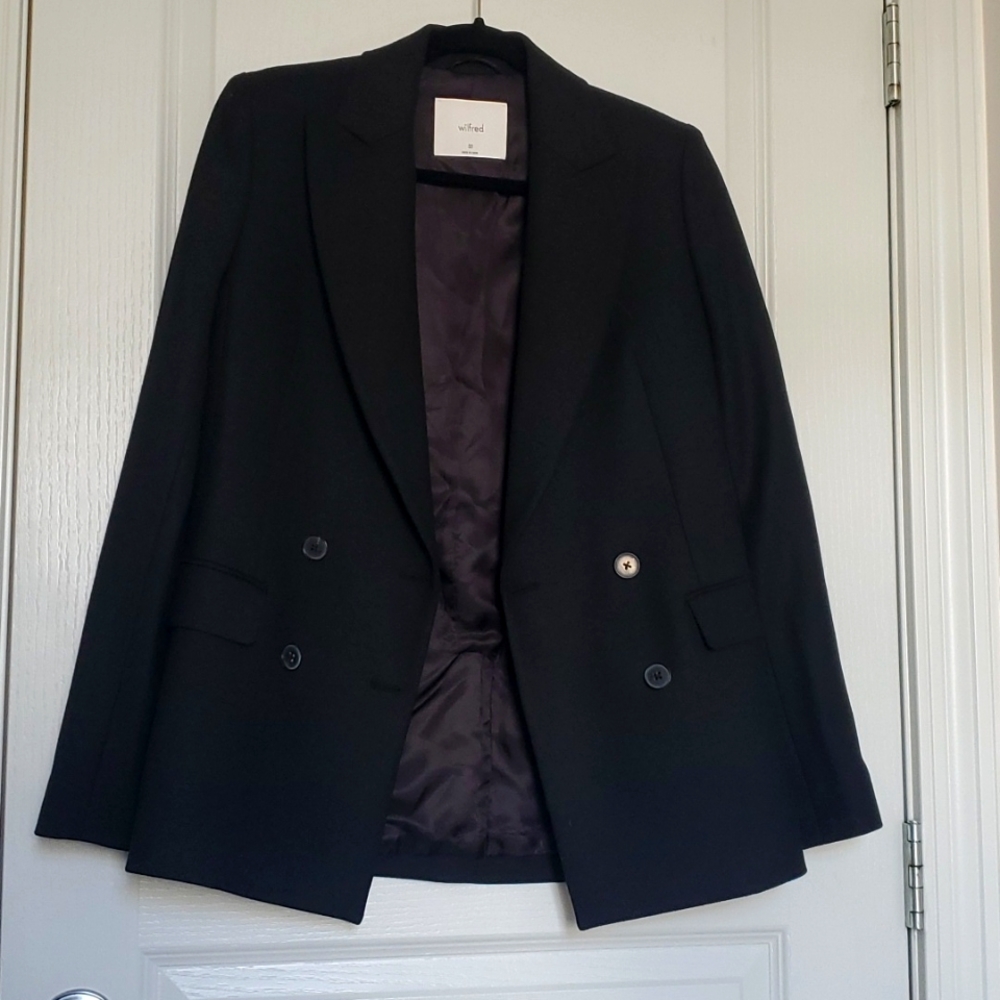 Aritzia Wilfred Blazer 00